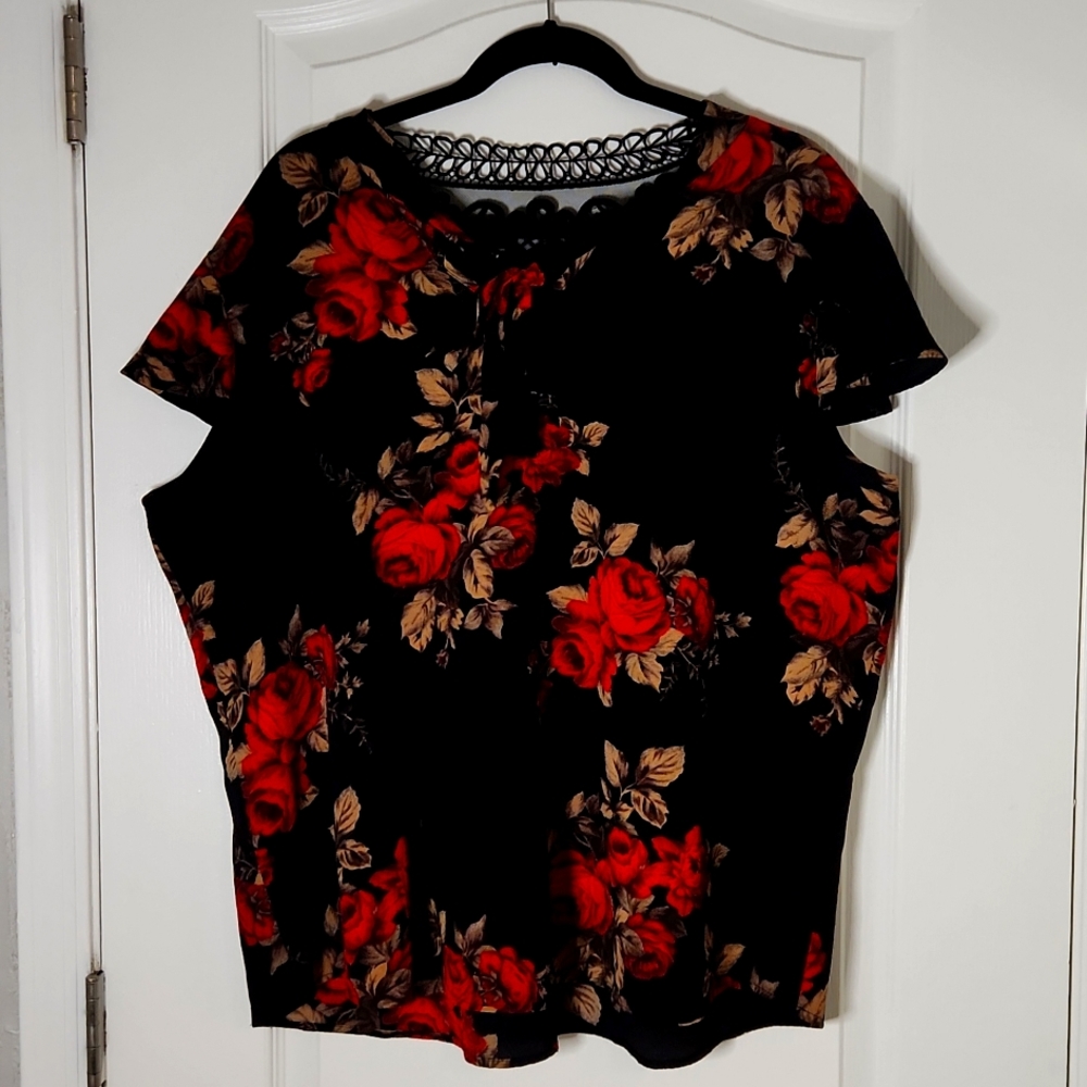328- Wishful Black Floral Blouse Size 3X